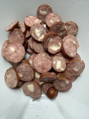 Lyofilizovaná klobása se sýrem