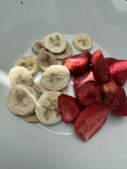 Lyofilizovaná jahoda a banán