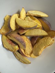 Lyofilizované broskve